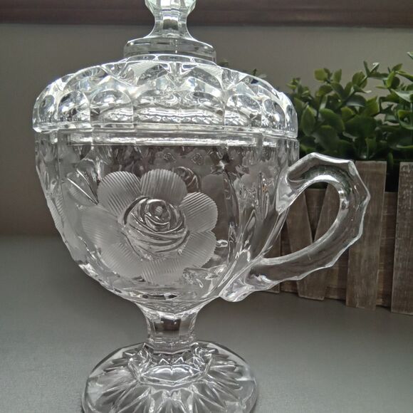 Cut Lead Crystal Footed Coveredsugar Etched Floral Design‎ - Picture 3 of 14